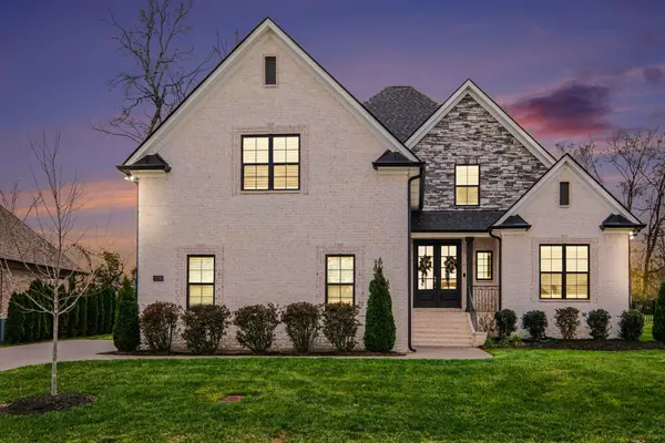 1124 Willow Springs Dr, Lebanon, TN 37087