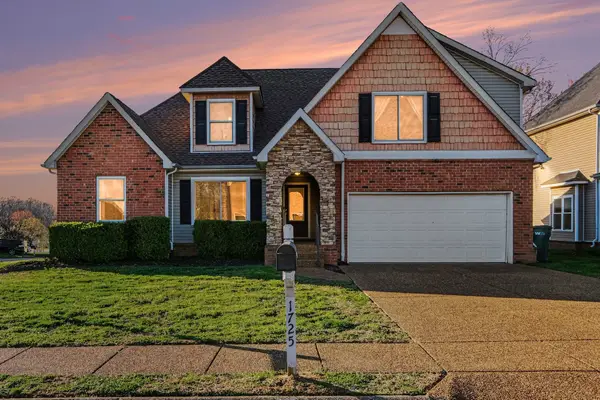 1725 Freiburg Dr, Spring Hill, TN 37174