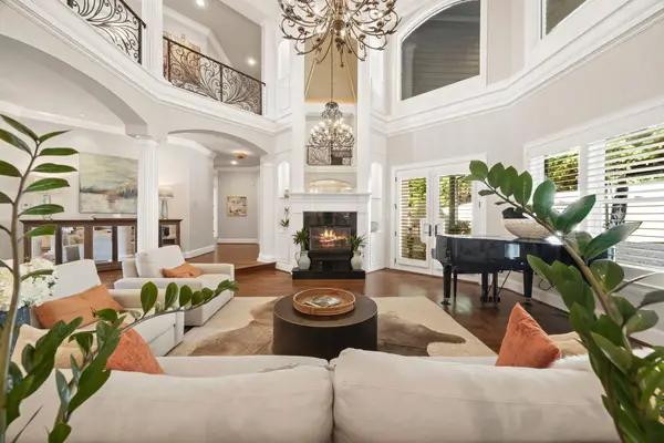 937 Travelers Ct, Nashville, TN 37220