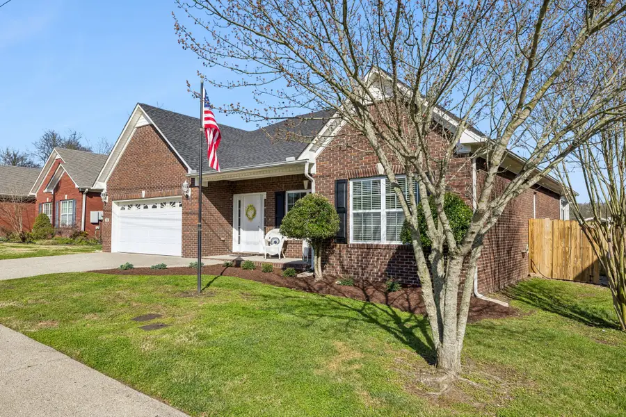 1737 Auburn Ln, Columbia, TN 38401 - #2