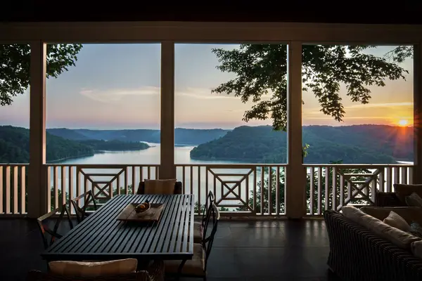 2183 Backbone Rd, Sparta, TN 38583