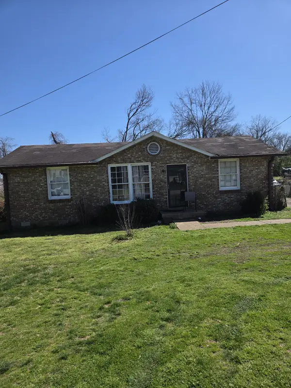 160 Haynes Park Dr, Nashville, TN 37218