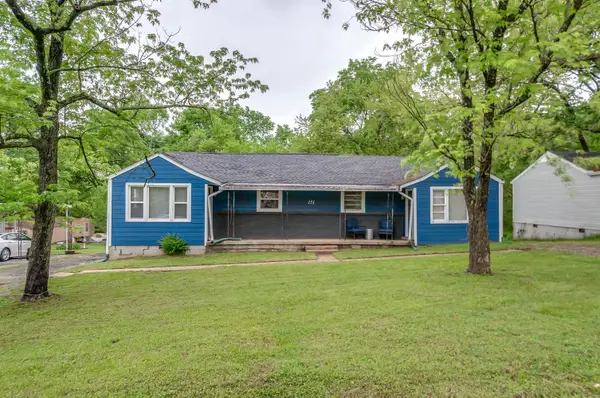 151 Dellway Dr, Nashville, TN 37207