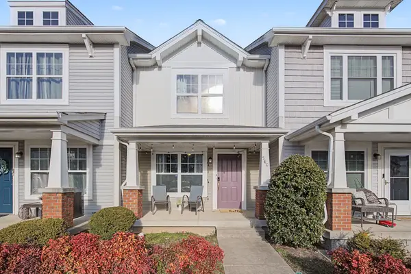 580 Bradburn Village Cir, Antioch, TN 37013