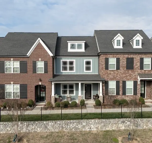 420 Longstone Rd, Gallatin, TN 37066