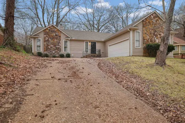 4328 W Hunters Glen St, Memphis, TN 38128