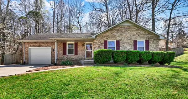 422 Needlewood Dr, Clarksville, TN 37040