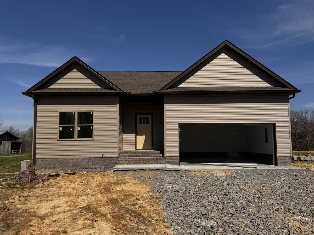 388 Hawkins Rd, Westmoreland, TN 37186 - #1