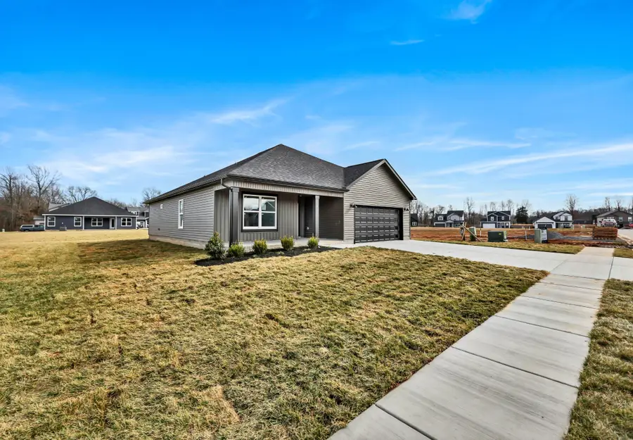 345 Galway Dr, Clarksville, TN 37042 - #2