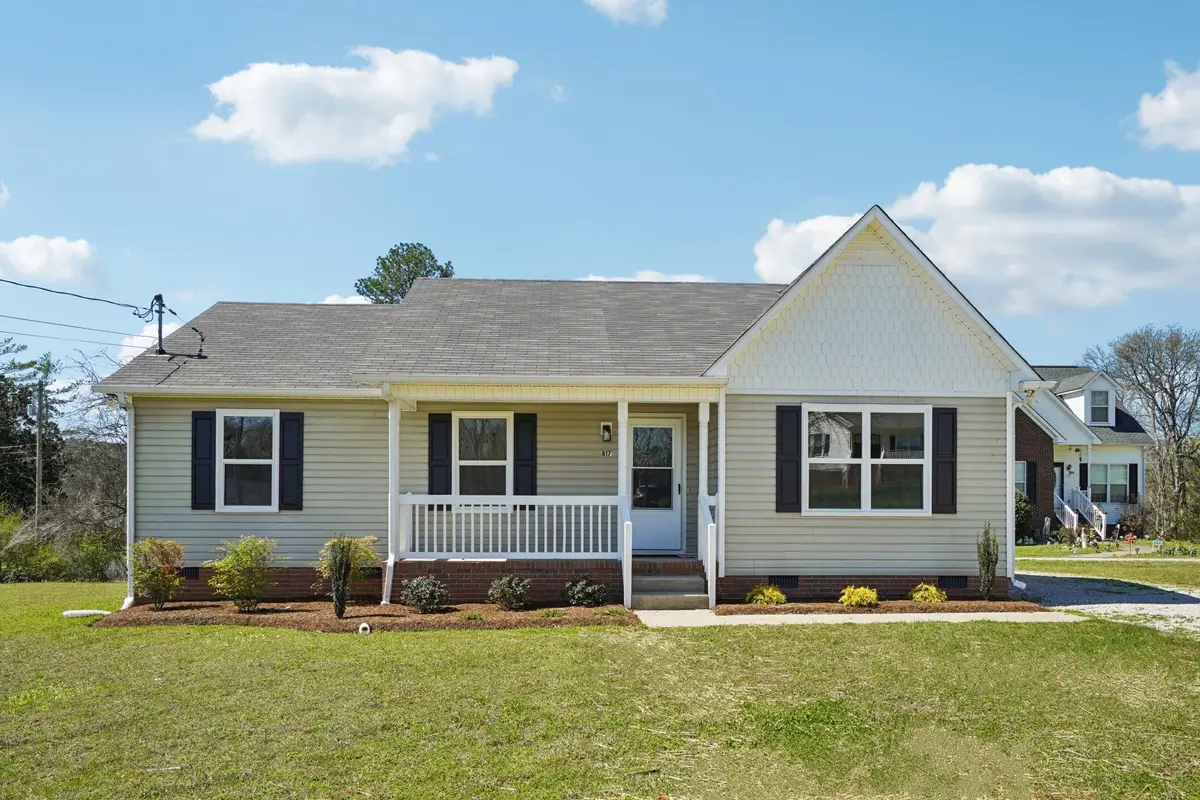 817 Mulberry Dr, Columbia, TN 38401 - #1