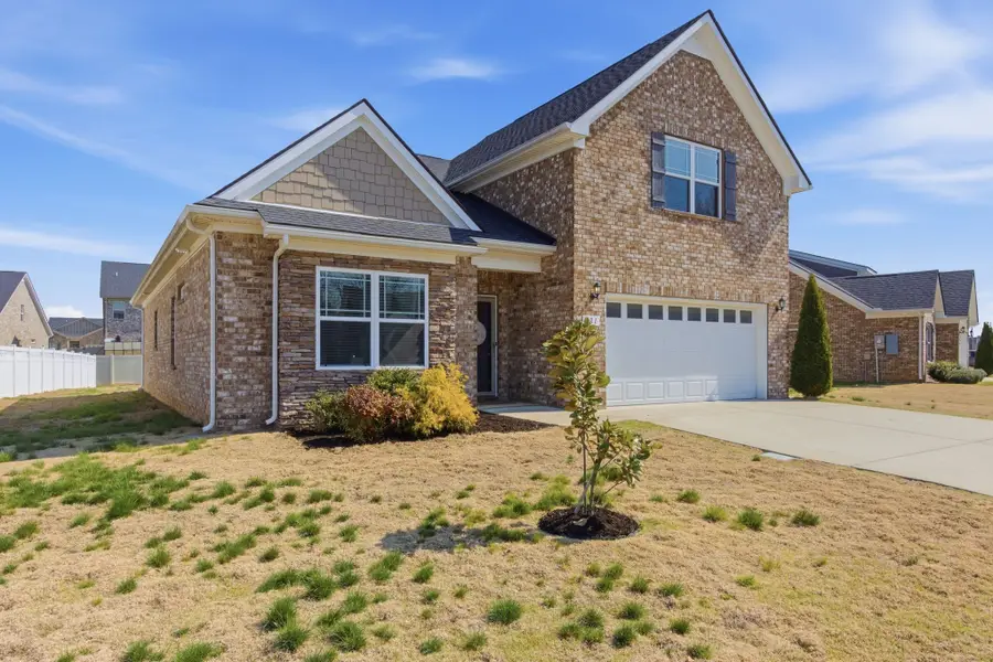 221 Thorpe Dr, Spring Hill, TN 37174 - #3