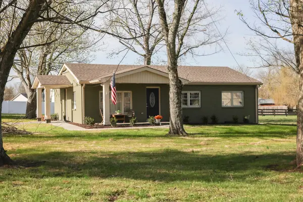 952 N Broadway, Portland, TN 37148