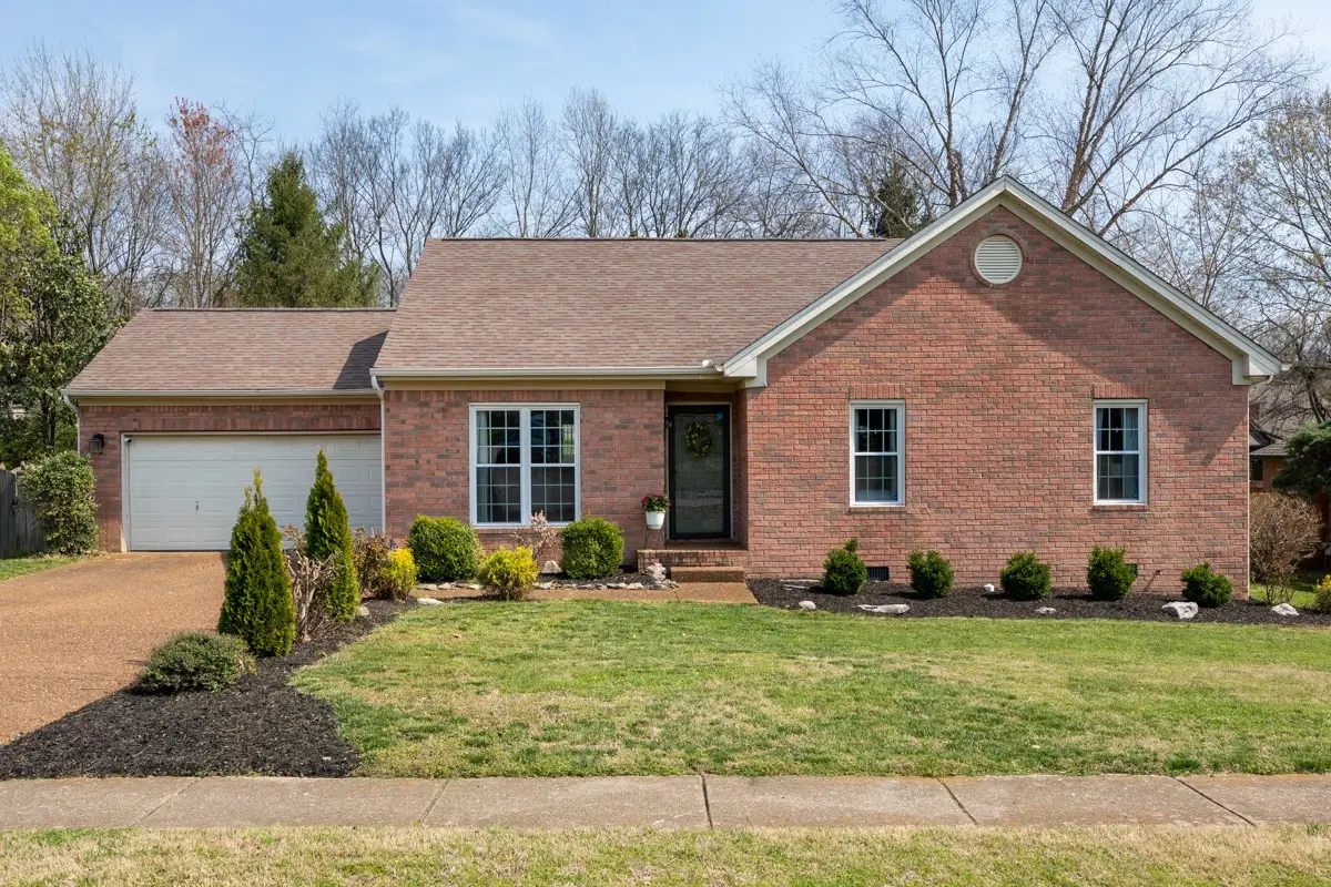 614 Winners Circle Pl, Thompsons Station, TN 37179 - #1