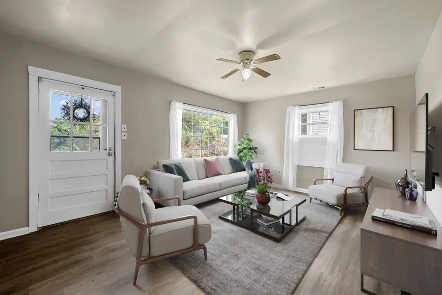 1216 Vine St, Clarksville, TN 37040 - #2