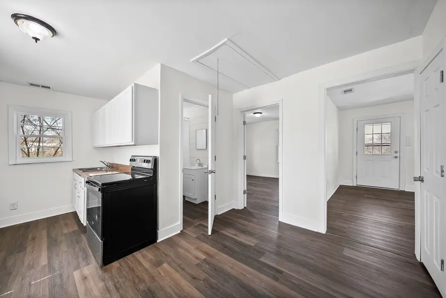 1216 Vine St, Clarksville, TN 37040 - #3