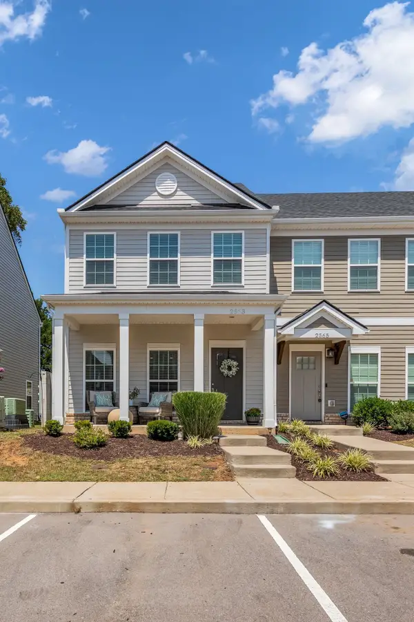 2563 Napa Valley Way, Columbia, TN 38401