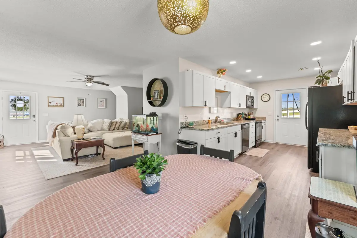 525 Sharp Springs Rd, Winchester, TN 37398 - #1