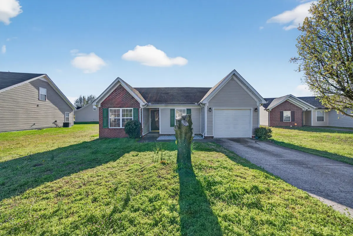 7232 Ole Nottingham Dr, Antioch, TN 37013 - #1