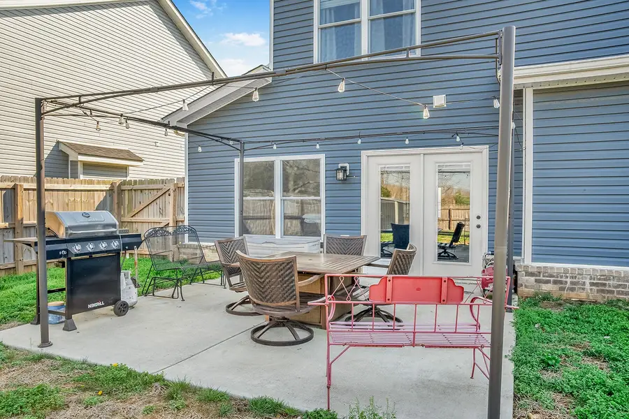 2515 Ashland City Rd, Clarksville, TN 37043 - #2