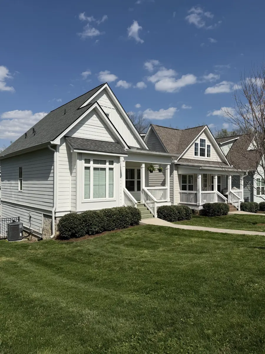 901 Curdwood Blvd, Nashville, TN 37216 - #2