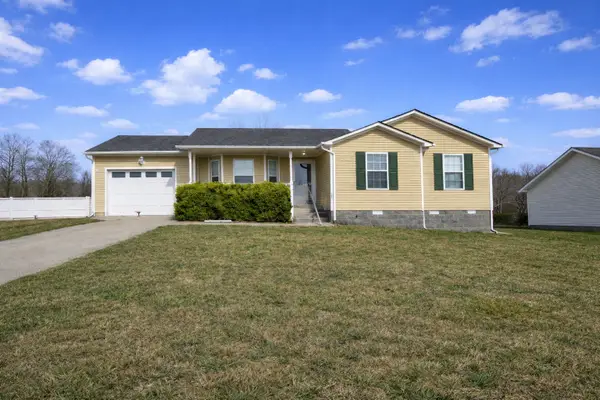 302 Chesire Way, Oak Grove, KY 42262
