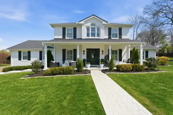 8344 Carriage Hills Dr, Brentwood, TN 37027