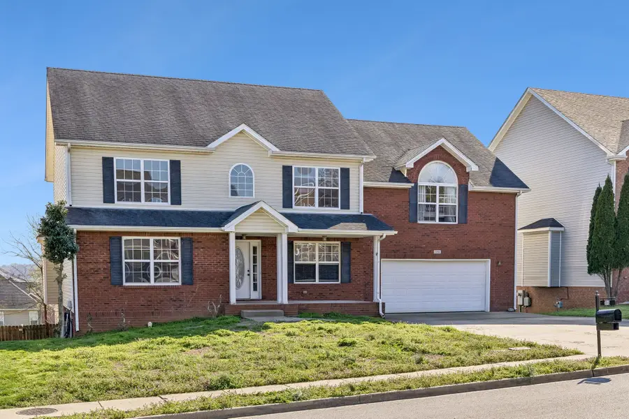 1186 Castlewood Dr, Clarksville, TN 37042 - #2