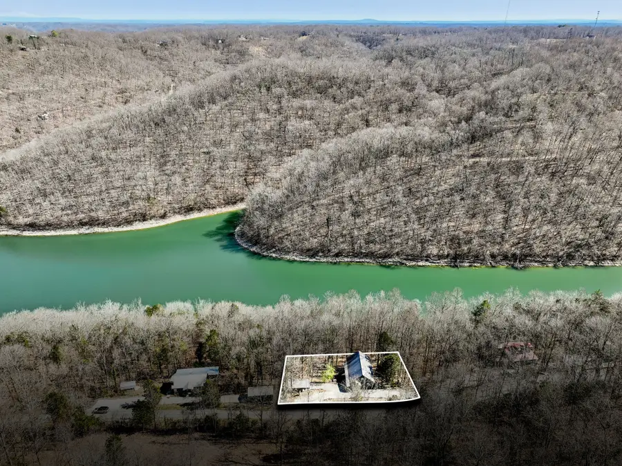 1337 Lakeside Dr, Smithville, TN 37166 - #2