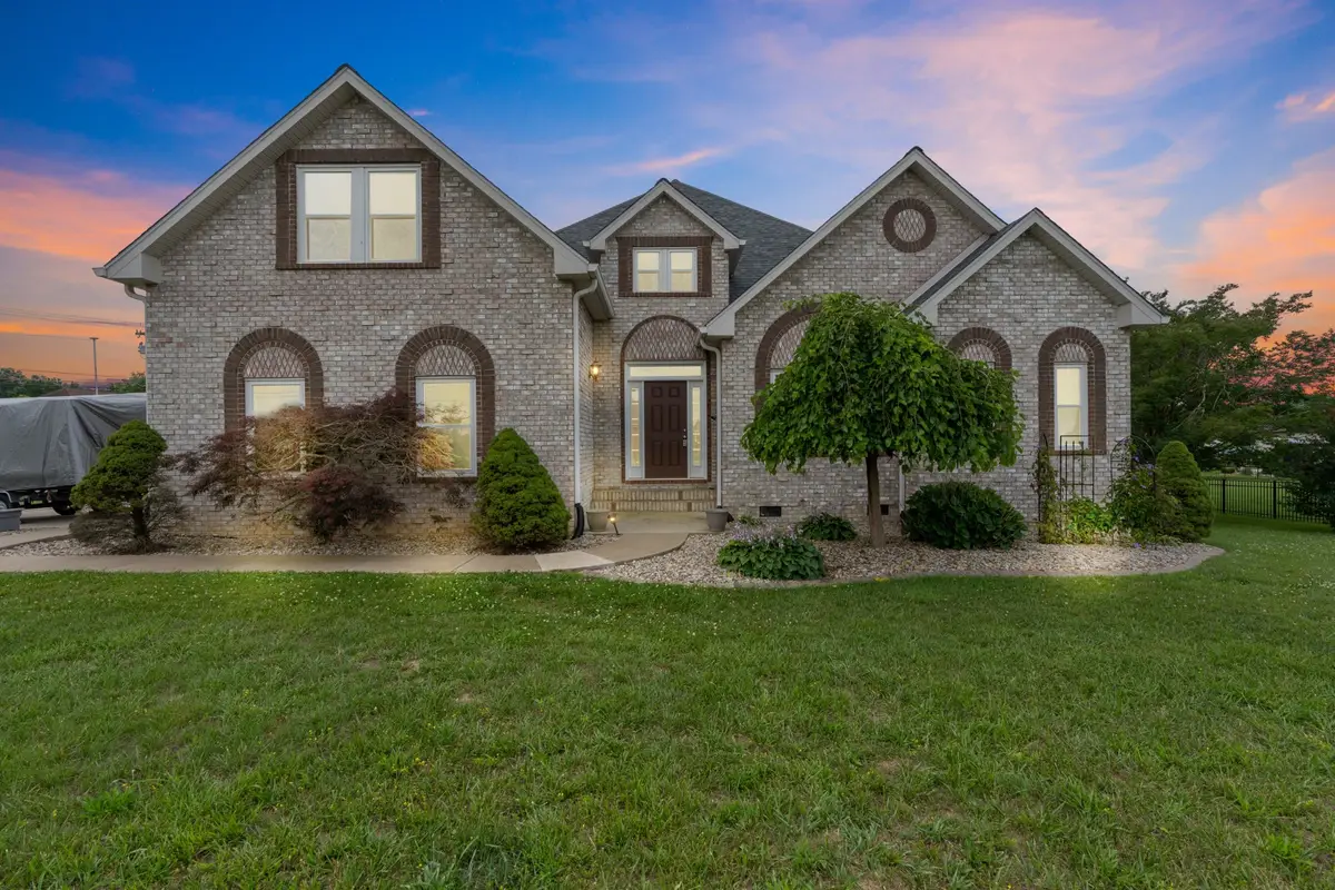 2114 London Ln, Greenbrier, TN 37073 - #1