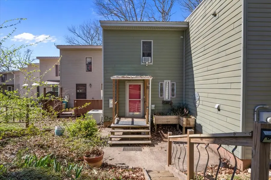 175 Mallard Point Cir #8, Camden, TN 38320 - #3