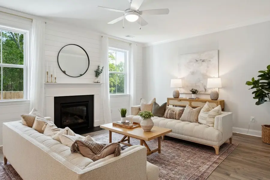 1417 Charles Dr, Chapel Hill, TN 37034 - #3