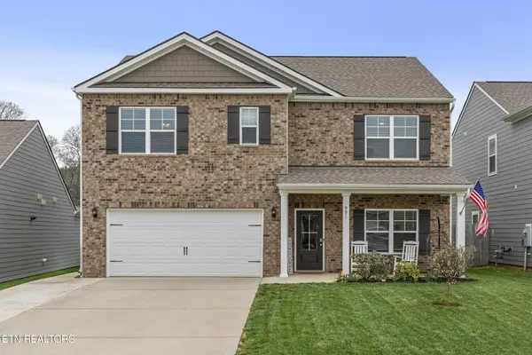 991 Hampton Place Circle, Loudon, TN 37774