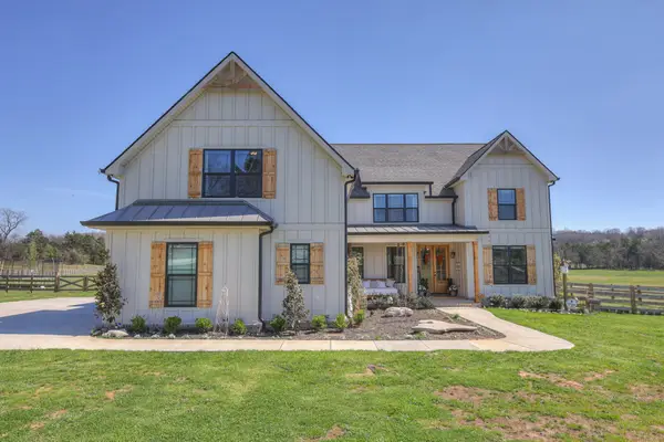 4110 Chicken Rd, Lebanon, TN 37090