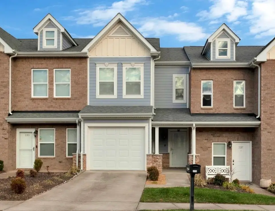 2215 Drone Way, Columbia, TN 38401 - #1