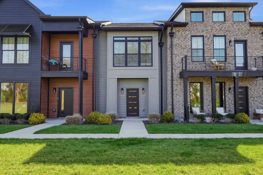 1428 Rebecca Johns Dr, Murfreesboro, TN 37128 - #2