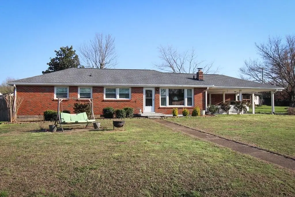1800 Meadowbrook Dr, Springfield, TN 37172 - #1