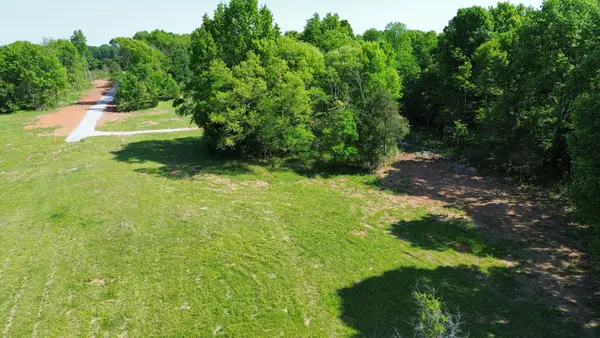 2554 Palmetto Cemetery Rd, Lewisburg, TN 37091