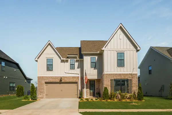 3476 Burgate Trl, Thompsons Station, TN 37179