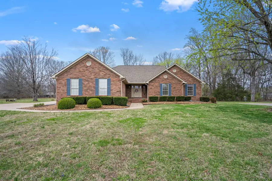 312 Southwinds Dr, Hermitage, TN 37076 - #2