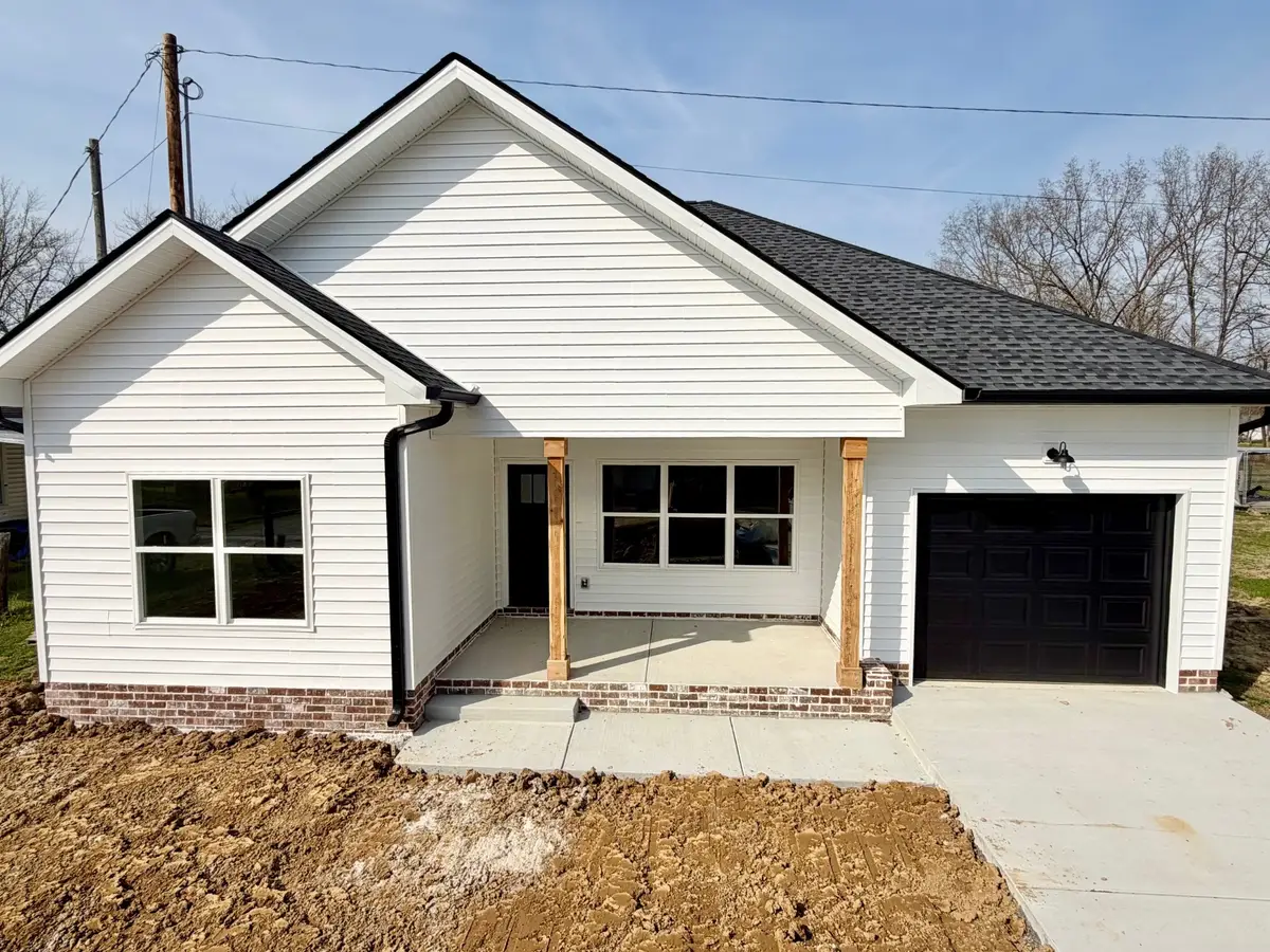 208 Bailiff St, Smithville, TN 37166 - #1