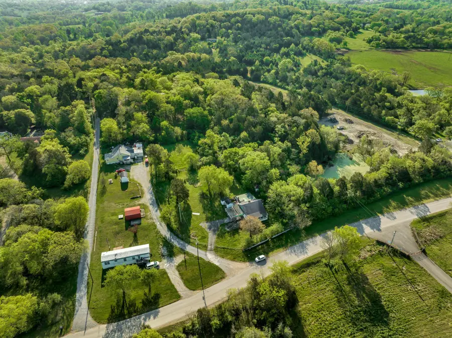 1810 Monsanto Rd, Columbia, TN 38401 - #2