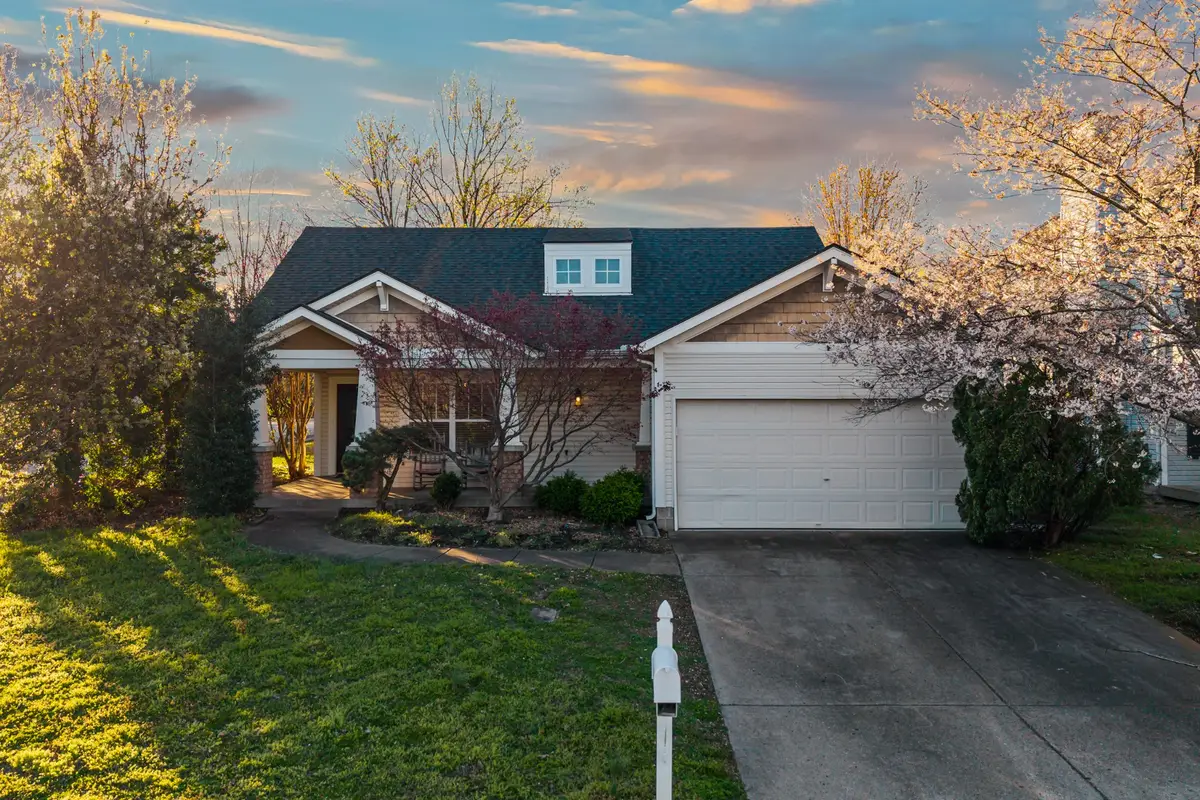 2001 Remington Park Rd, Hermitage, TN 37076 - #1