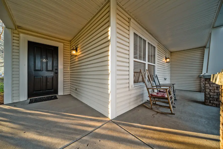 2001 Remington Park Rd, Hermitage, TN 37076 - #2