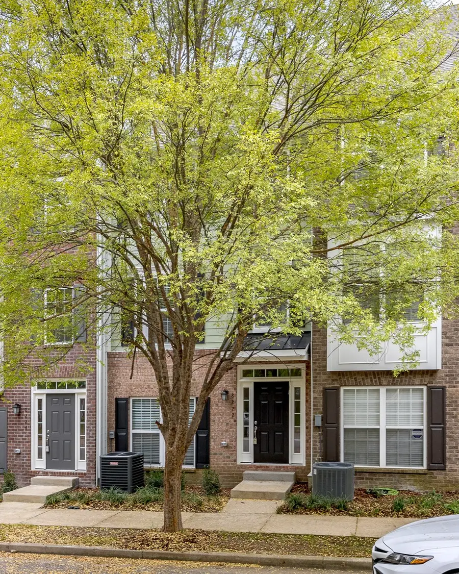 8222 Lenox Creekside Dr, Antioch, TN 37013 - #2