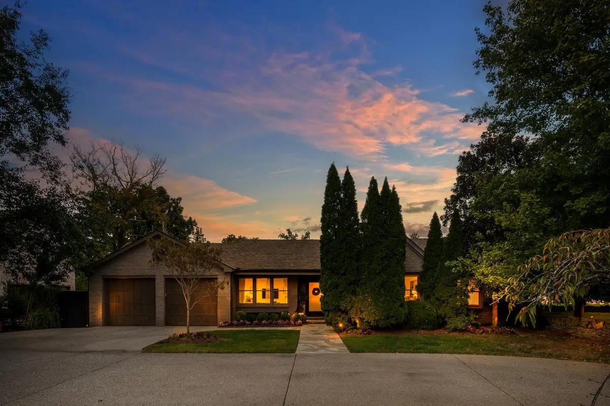 124 W Tyne Dr, Nashville, TN 37205 - #1