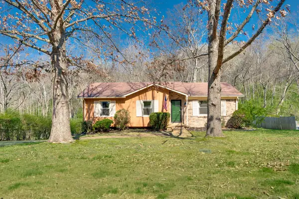 520 Holt Valley Rd, Nashville, TN 37221