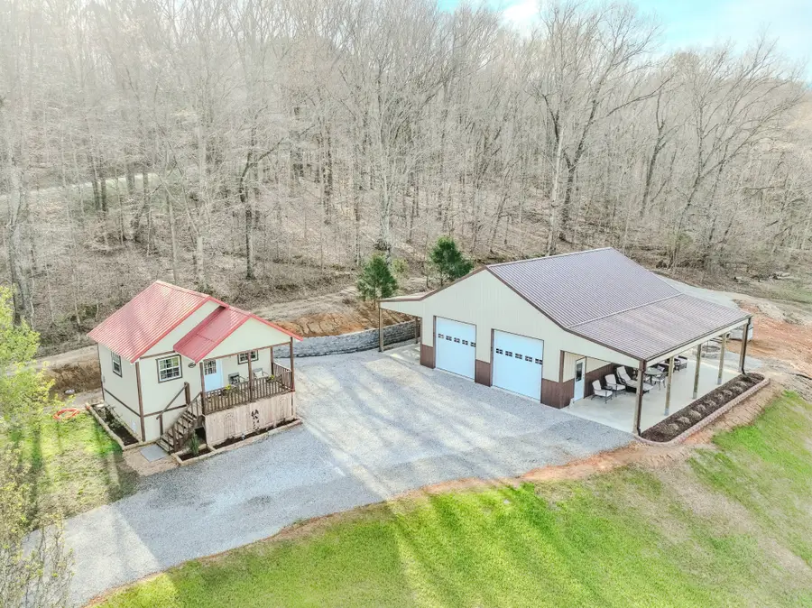 109 Rascaltown Rd, Loretto, TN 38469 - #2
