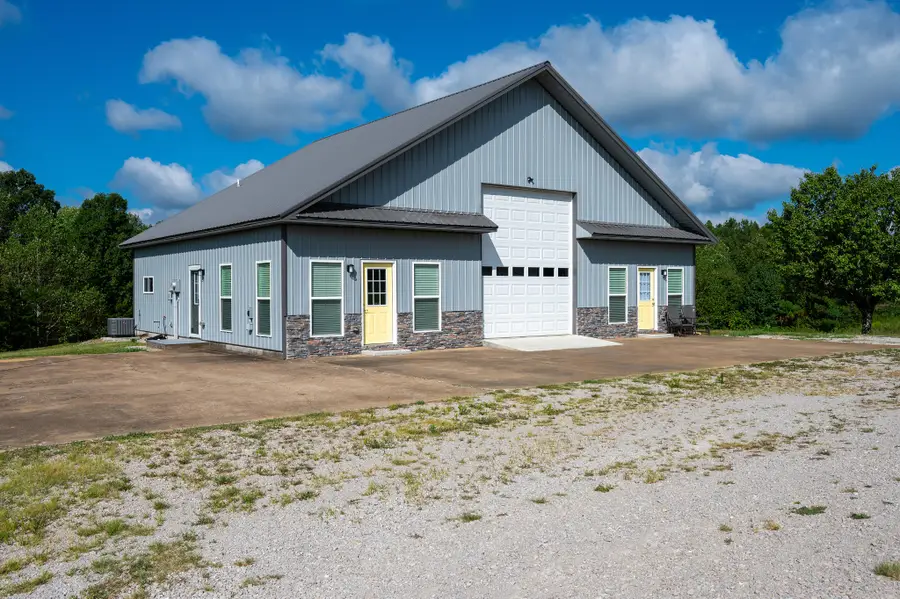 1395 New Kimmins Rd, Hohenwald, TN 38462 - #2