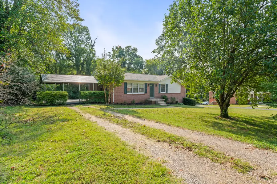 204 Cheyenne Trl, Columbia, TN 38401 - #3