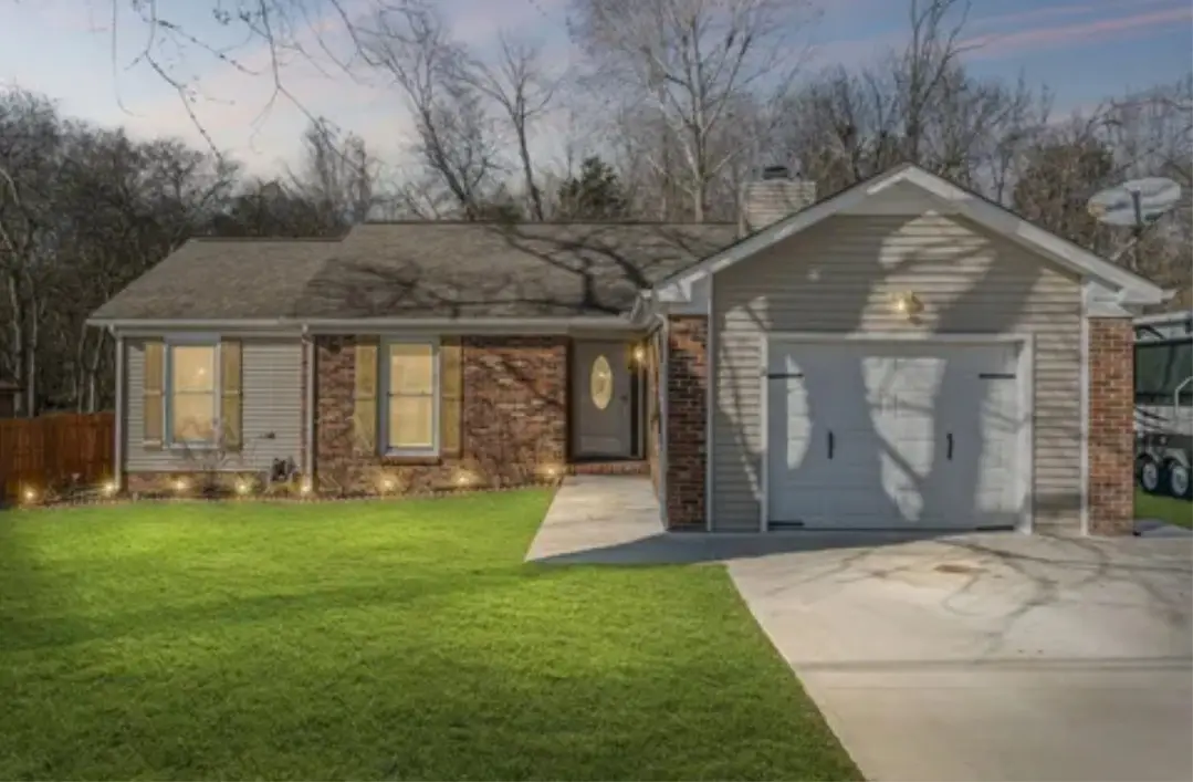 8163 Bonnafair Dr, Hermitage, TN 37076 - #1